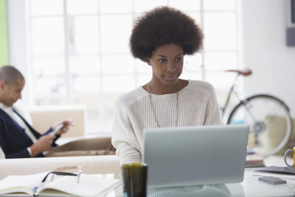 Télétravail et impact négatif en matière d'égalité hommes-femmes